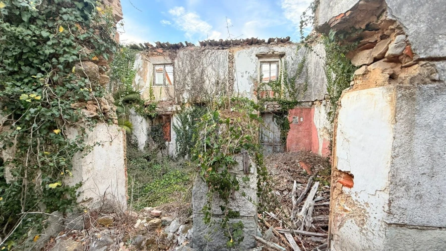 Moradia T0 para Venda em Serra D'El-Rei Foto 14