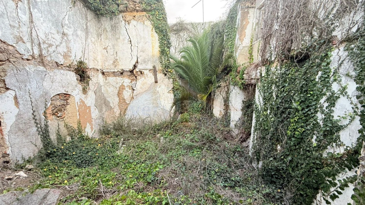 Moradia T0 para Venda em Serra D'El-Rei Foto 9
