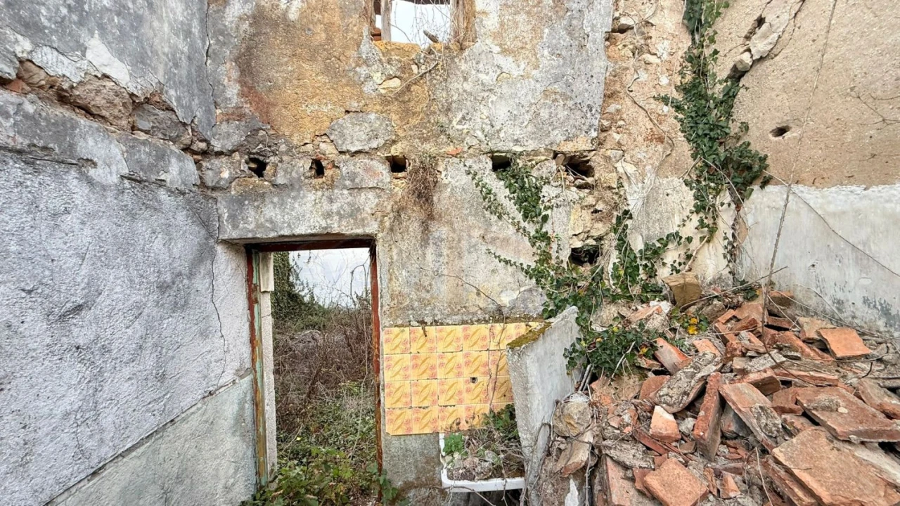 Moradia T0 para Venda em Serra D'El-Rei Foto 20