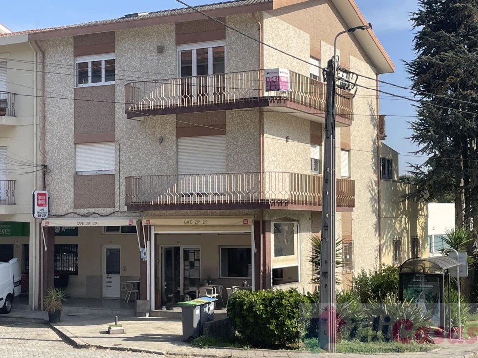 Apartamento T3 para Venda em Vilar de Andorinho Foto 4