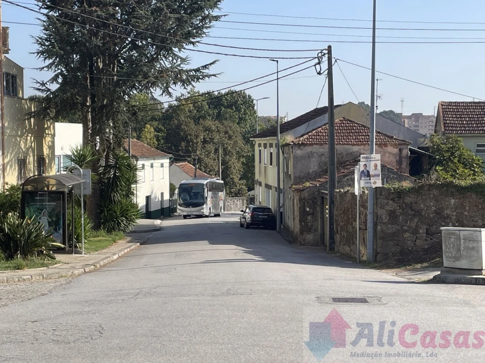 Apartamento T3 para Venda em Vilar de Andorinho Foto 5