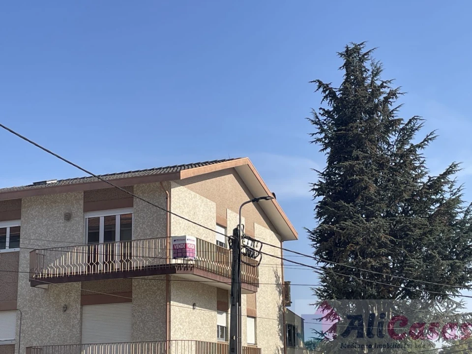 Apartamento T3 para Venda em Vilar de Andorinho Foto 2