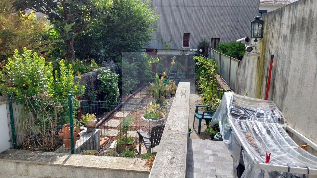 Apartamento T2 para Venda em Cedofeita, Santo Ildefonso, Sé, Miragaia, São Nicolau e Vitória Foto 2