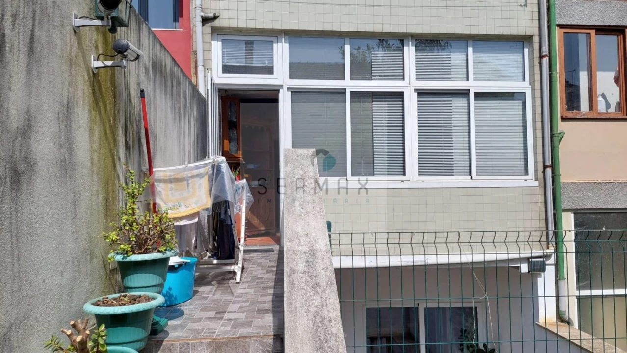 Apartamento T2 para Venda em Cedofeita, Santo Ildefonso, Sé, Miragaia, São Nicolau e Vitória Foto 4