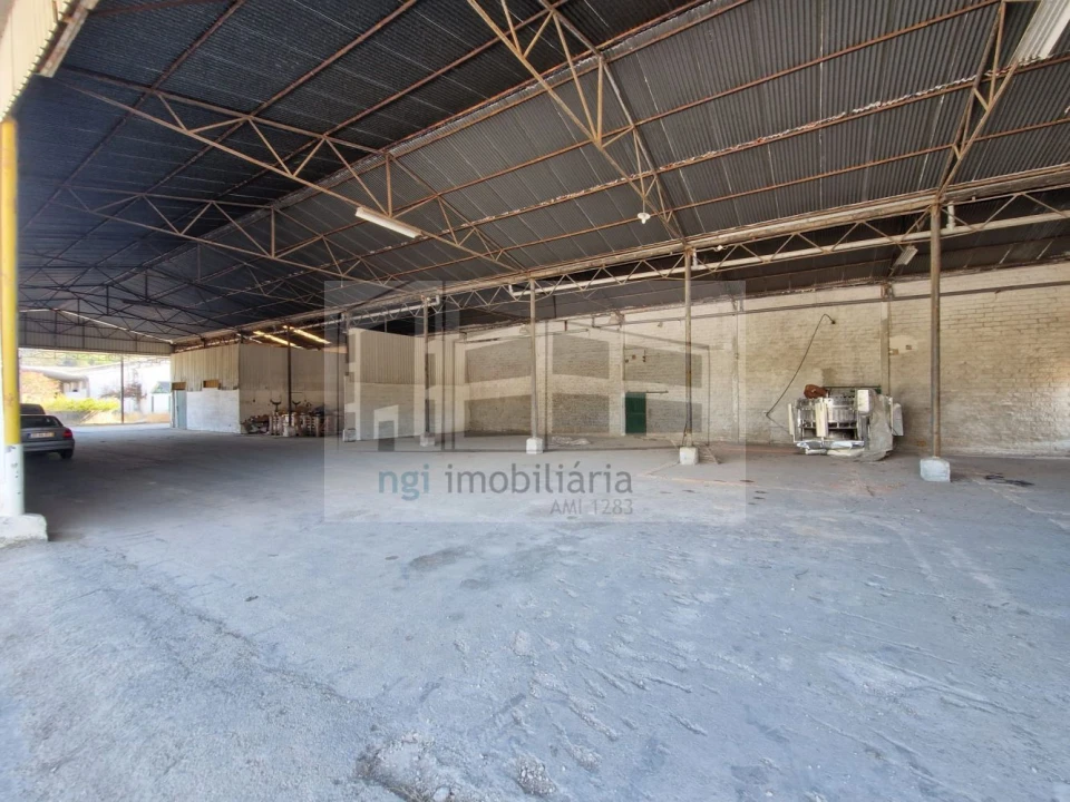 Loja para Venda em Bucelas Foto 8