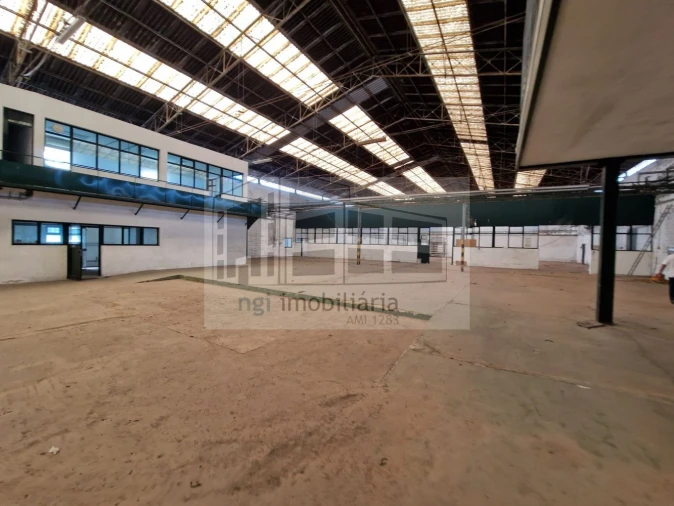 Loja para Venda em Bucelas Foto 4