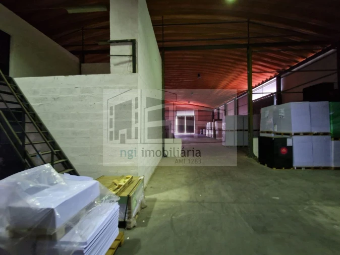 Loja para Venda em Bucelas Foto 10