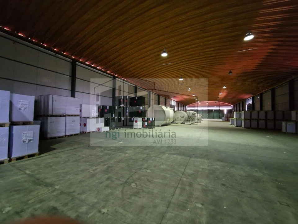 Loja para Venda em Bucelas Foto 9