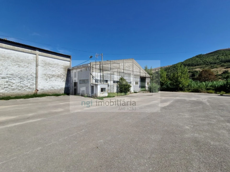 Loja para Venda em Bucelas Foto 14