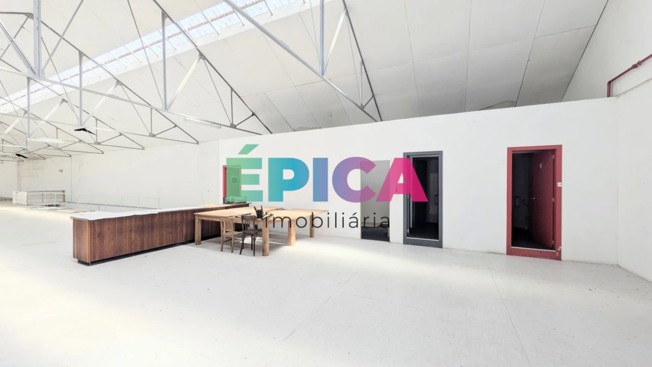 Loja para Arrendamento em Marvila Foto 4