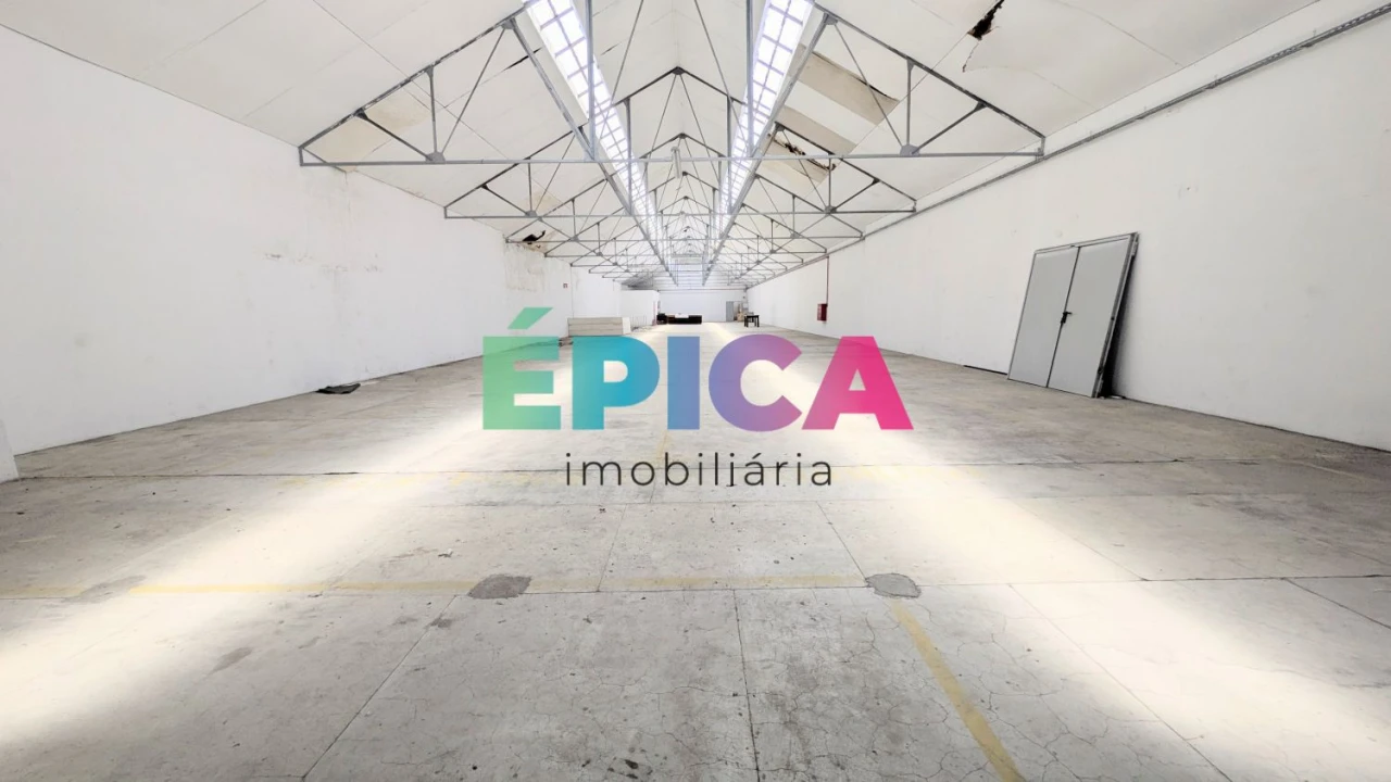 Loja para Arrendamento em Marvila Foto 9