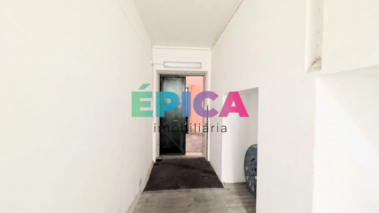 Loja para Arrendamento em Marvila Foto 30