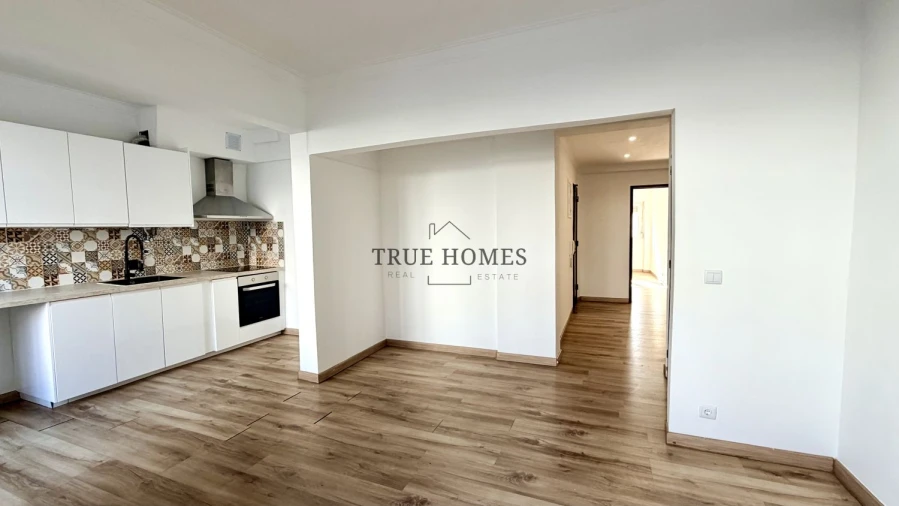 Apartamento T3 para Venda em Laranjeiro e Feijó Foto 13