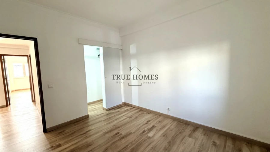 Apartamento T3 para Venda em Laranjeiro e Feijó Foto 20