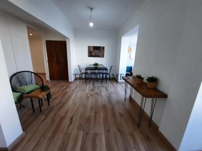 Apartamento T3 para Venda em Laranjeiro e Feijó Foto 5