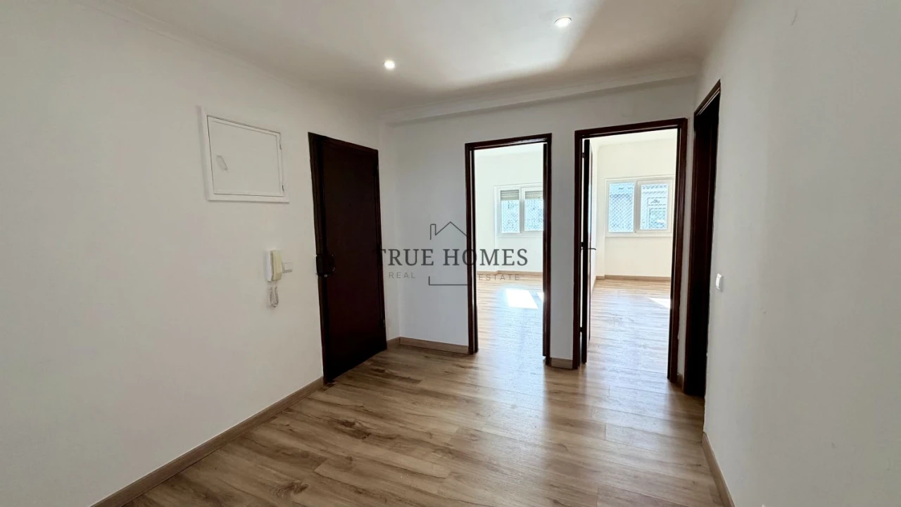 Apartamento T3 para Venda em Laranjeiro e Feijó Foto 22