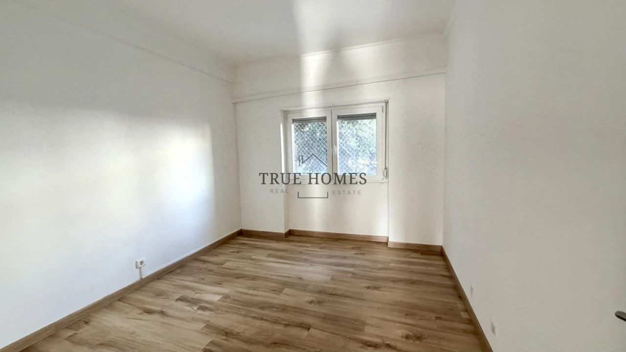 Apartamento T3 para Venda em Laranjeiro e Feijó Foto 23