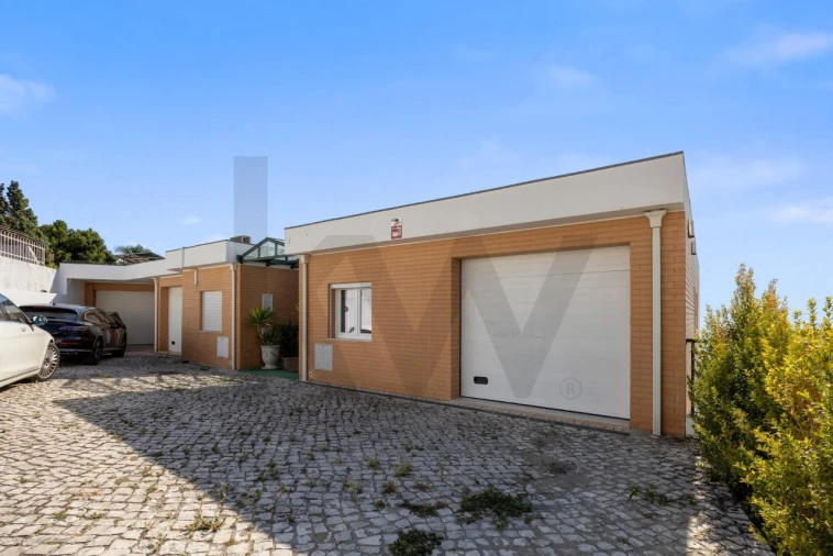 Moradia T3 para Venda em Sesimbra (Santiago) Foto 17