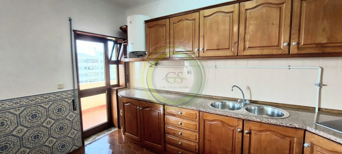 Apartamento T1 para Venda em São Romão de Neiva Foto 12