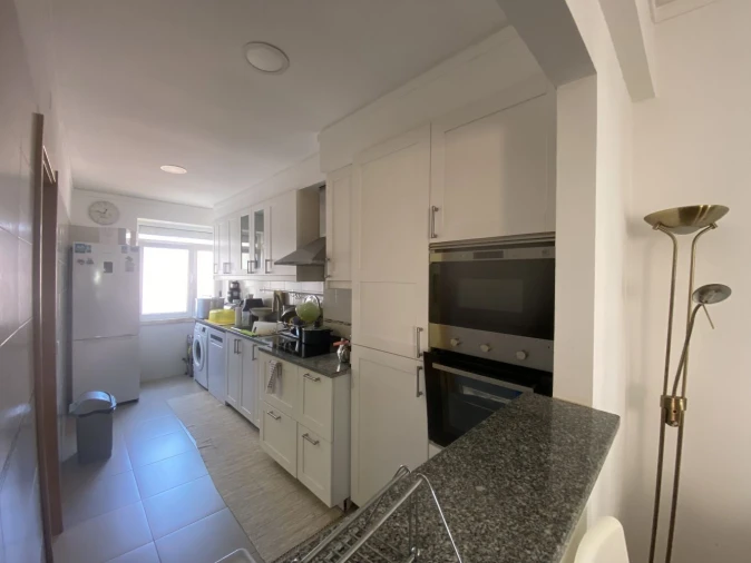 Apartamento T3 para Venda em Algés, Linda-A-Velha e Cruz Quebrada-Dafundo Foto 17