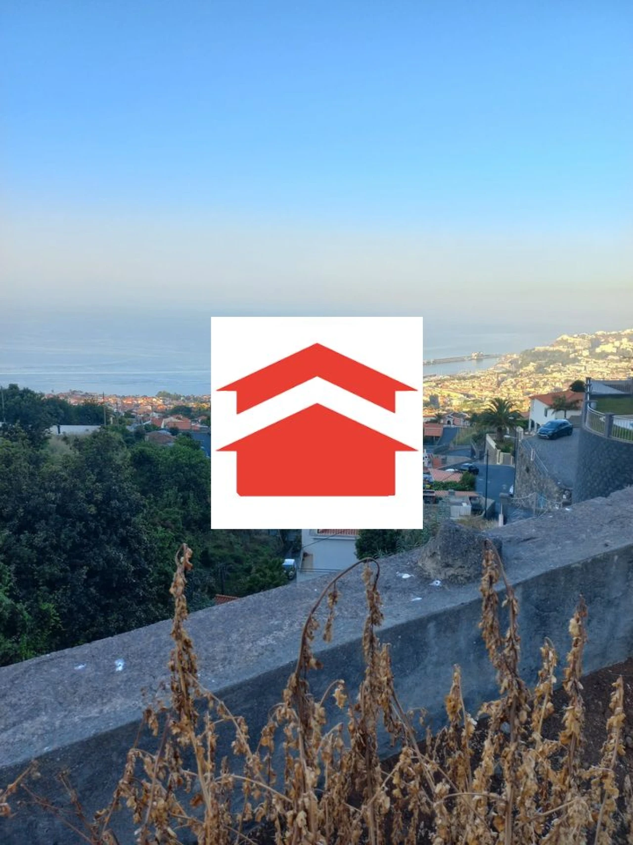 Terreno para Venda em Funchal (Santa Maria Maior) Foto 2