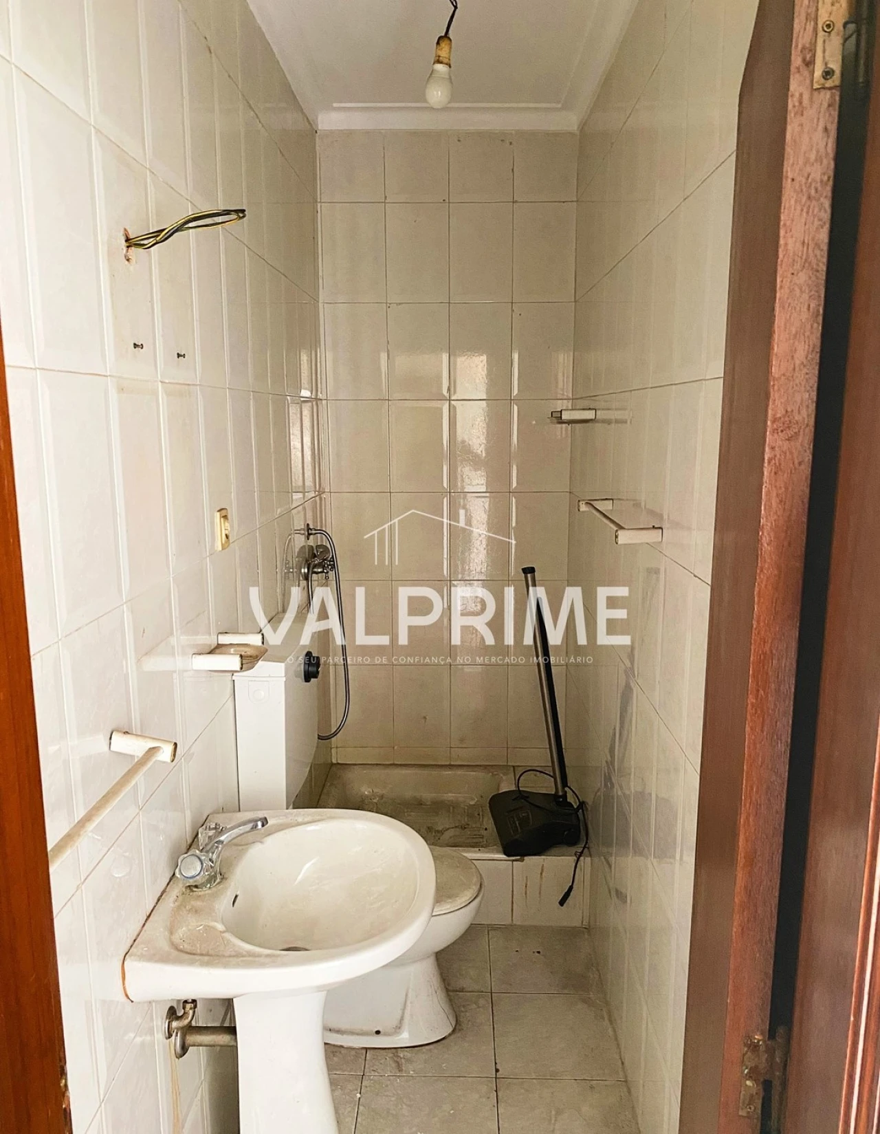 Moradia para Venda em Arnoso (Santa Maria e Santa Eulália) e Sezures Foto 18