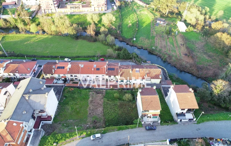 Terreno para Venda em Valongo Foto 6