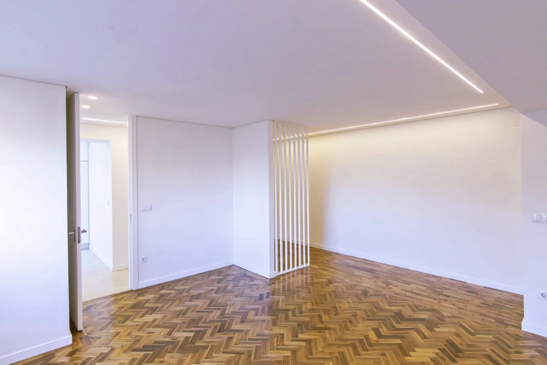Apartamento T4 para Venda em Cedofeita, Santo Ildefonso, Sé, Miragaia, São Nicolau e Vitória Foto 1