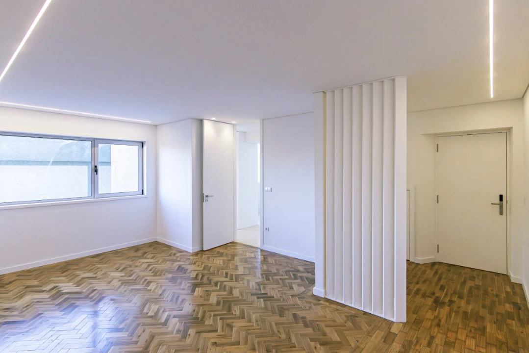 Apartamento T4 para Venda em Cedofeita, Santo Ildefonso, Sé, Miragaia, São Nicolau e Vitória Foto 2