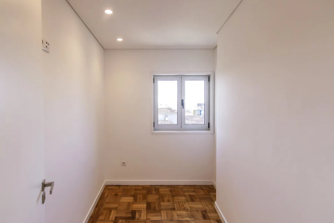 Apartamento T4 para Venda em Cedofeita, Santo Ildefonso, Sé, Miragaia, São Nicolau e Vitória Foto 9