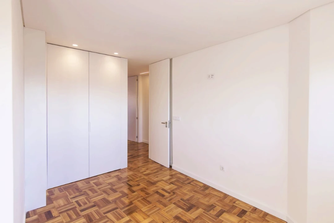 Apartamento T4 para Venda em Cedofeita, Santo Ildefonso, Sé, Miragaia, São Nicolau e Vitória Foto 10