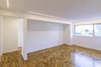 Apartamento T4 para Venda em Cedofeita, Santo Ildefonso, Sé, Miragaia, São Nicolau e Vitória