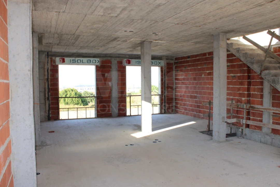 Terreno para Venda em Atouguia da Baleia Foto 9