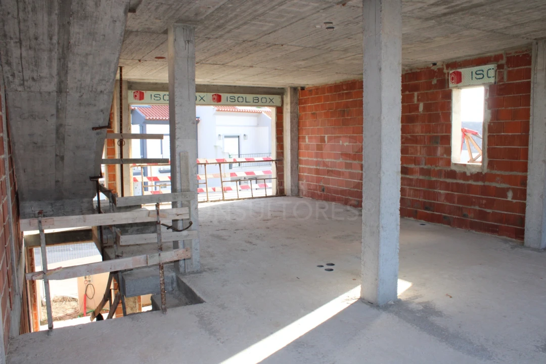 Terreno para Venda em Atouguia da Baleia Foto 8