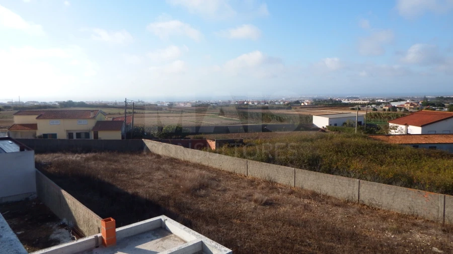 Terreno para Venda em Atouguia da Baleia Foto 6