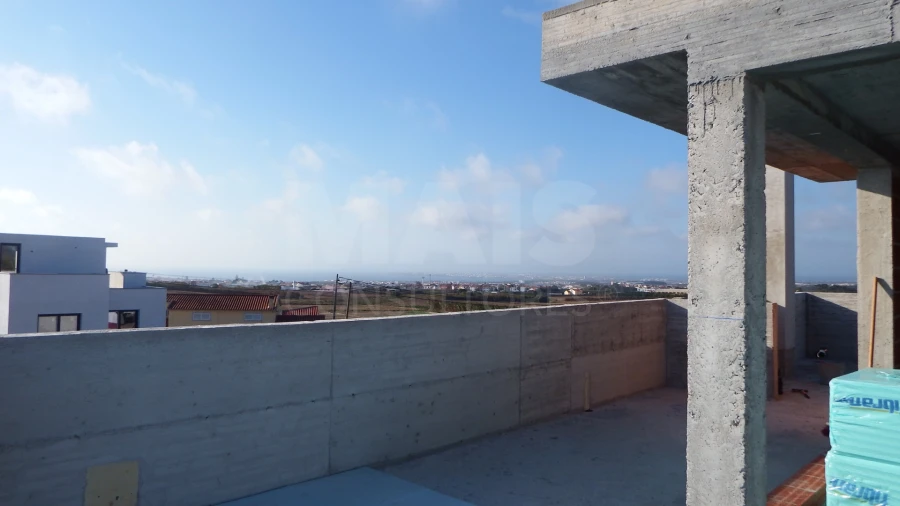 Terreno para Venda em Atouguia da Baleia Foto 9