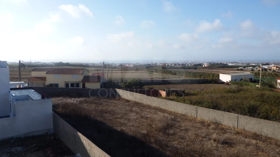 Terreno para Venda em Atouguia da Baleia Foto 5