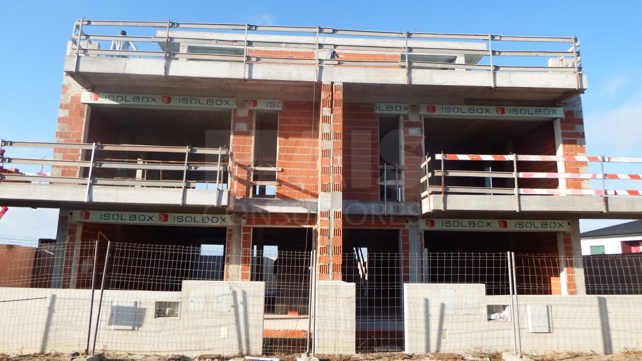 Terreno para Venda em Atouguia da Baleia Foto 10