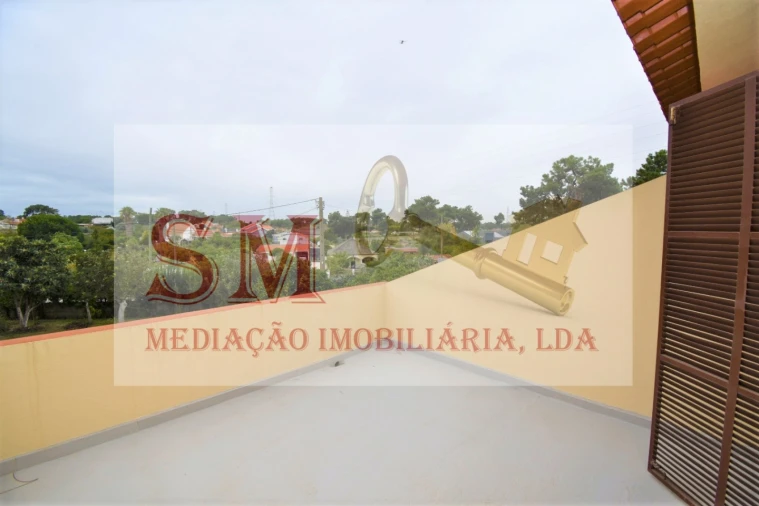 Terreno para Venda em Fernao Ferro Foto 39