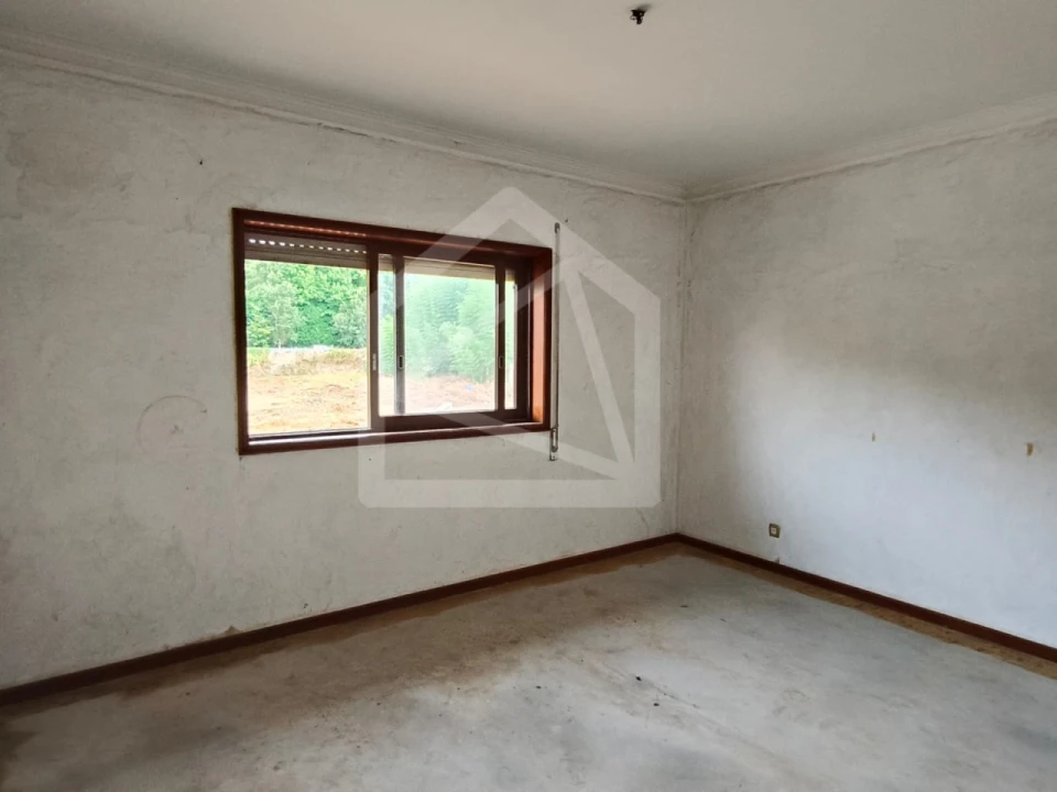 Moradia T3 para Venda em Santa Maria de Lamas Foto 18