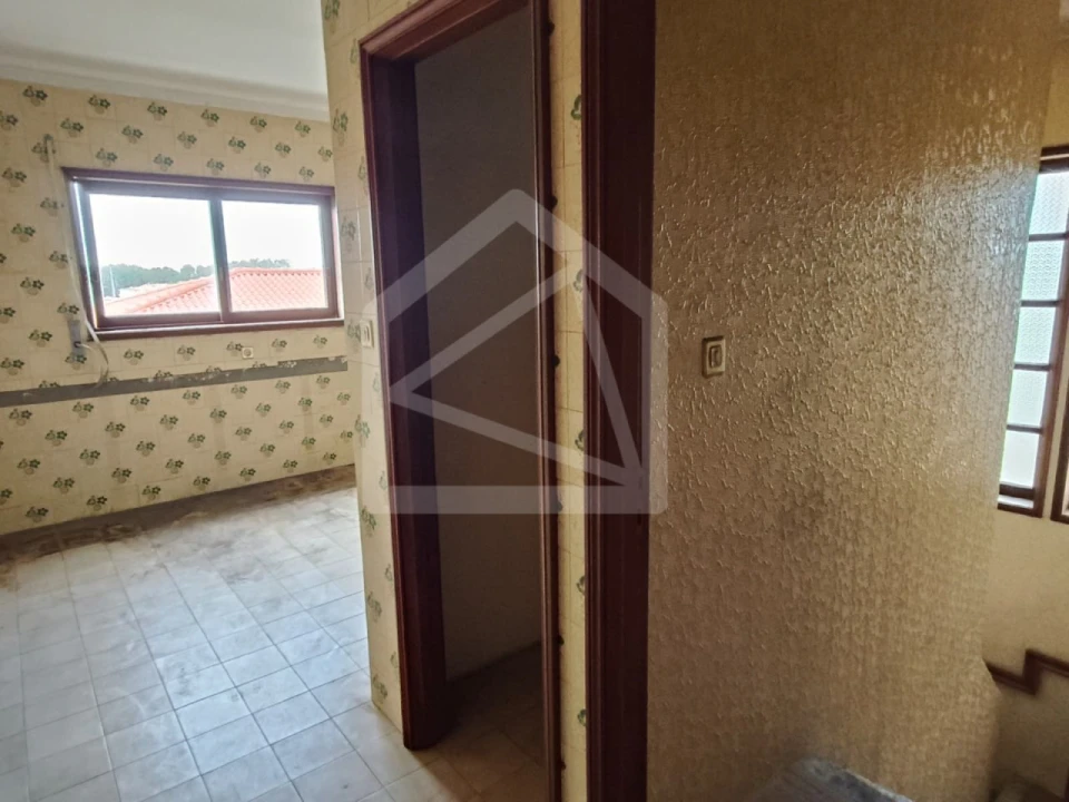 Moradia T3 para Venda em Santa Maria de Lamas Foto 19