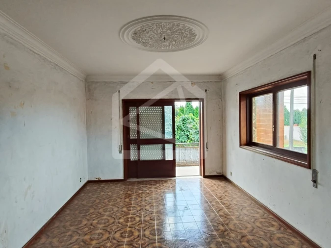 Moradia T3 para Venda em Santa Maria de Lamas Foto 9