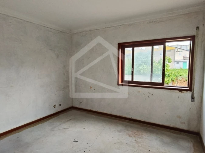 Moradia T3 para Venda em Santa Maria de Lamas Foto 11