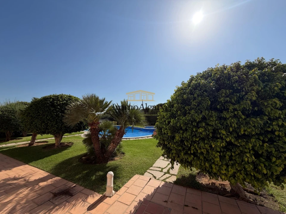 Apartamento T2 para Venda em Albufeira e Olhos de Água Foto 3