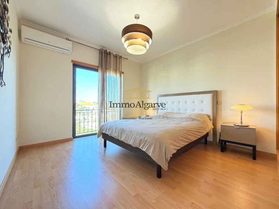 Apartamento T2 para Venda em Albufeira e Olhos de Água Foto 22