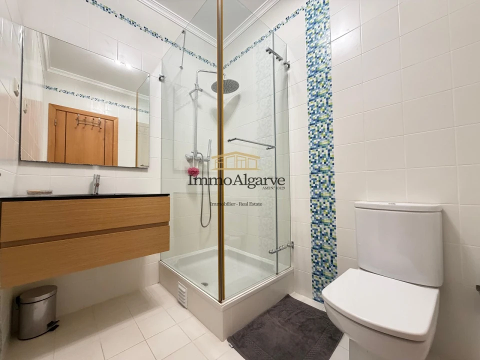 Apartamento T2 para Venda em Albufeira e Olhos de Água Foto 24