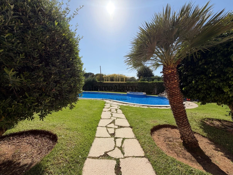 Apartamento T2 para Venda em Albufeira e Olhos de Água Foto 30