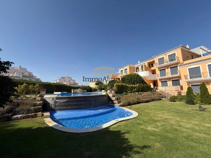 Apartamento T2 para Venda em Albufeira e Olhos de Água Foto 32