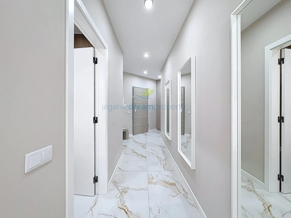 Apartamento T2 para Venda em Armação de Pera Foto 8
