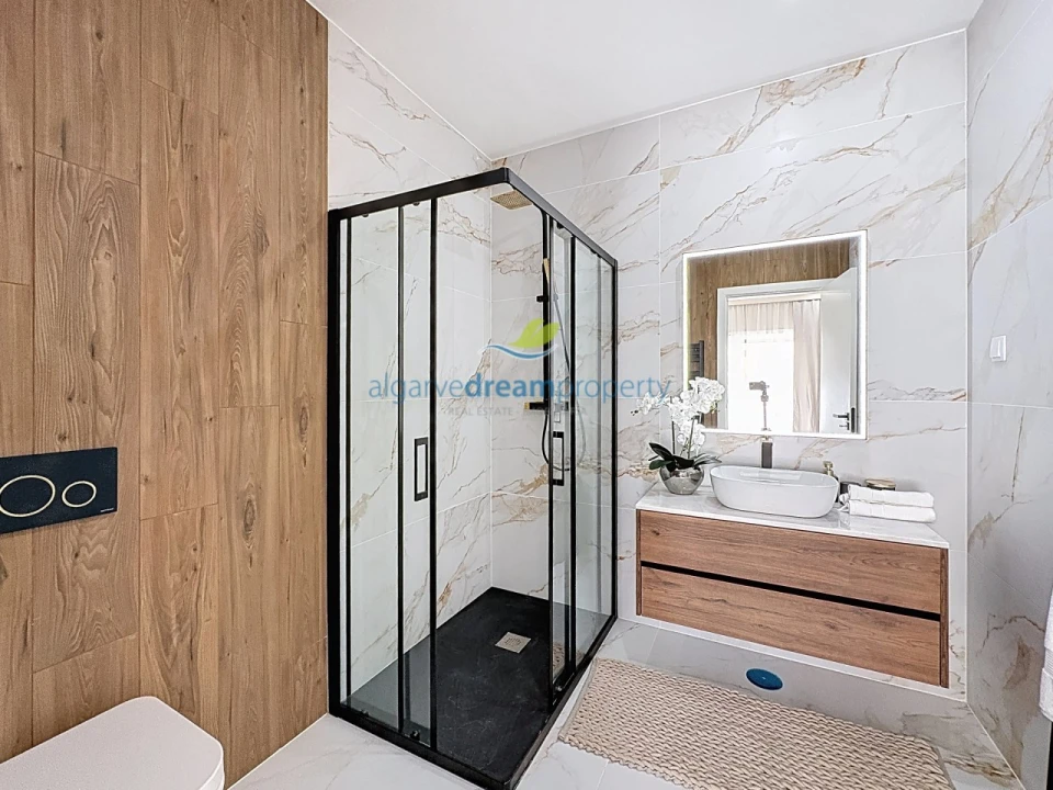 Apartamento T2 para Venda em Armação de Pera Foto 11